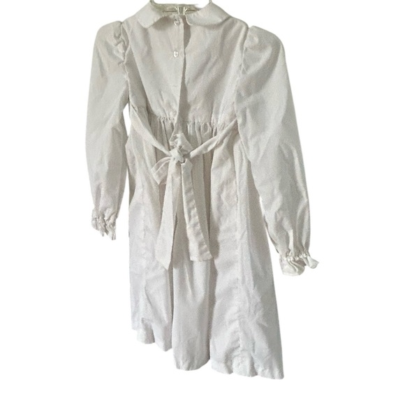 VTG Girls Smocked Strawberry Dress White Embroidered Long Sleeve Collar READ - Picture 7 of 10